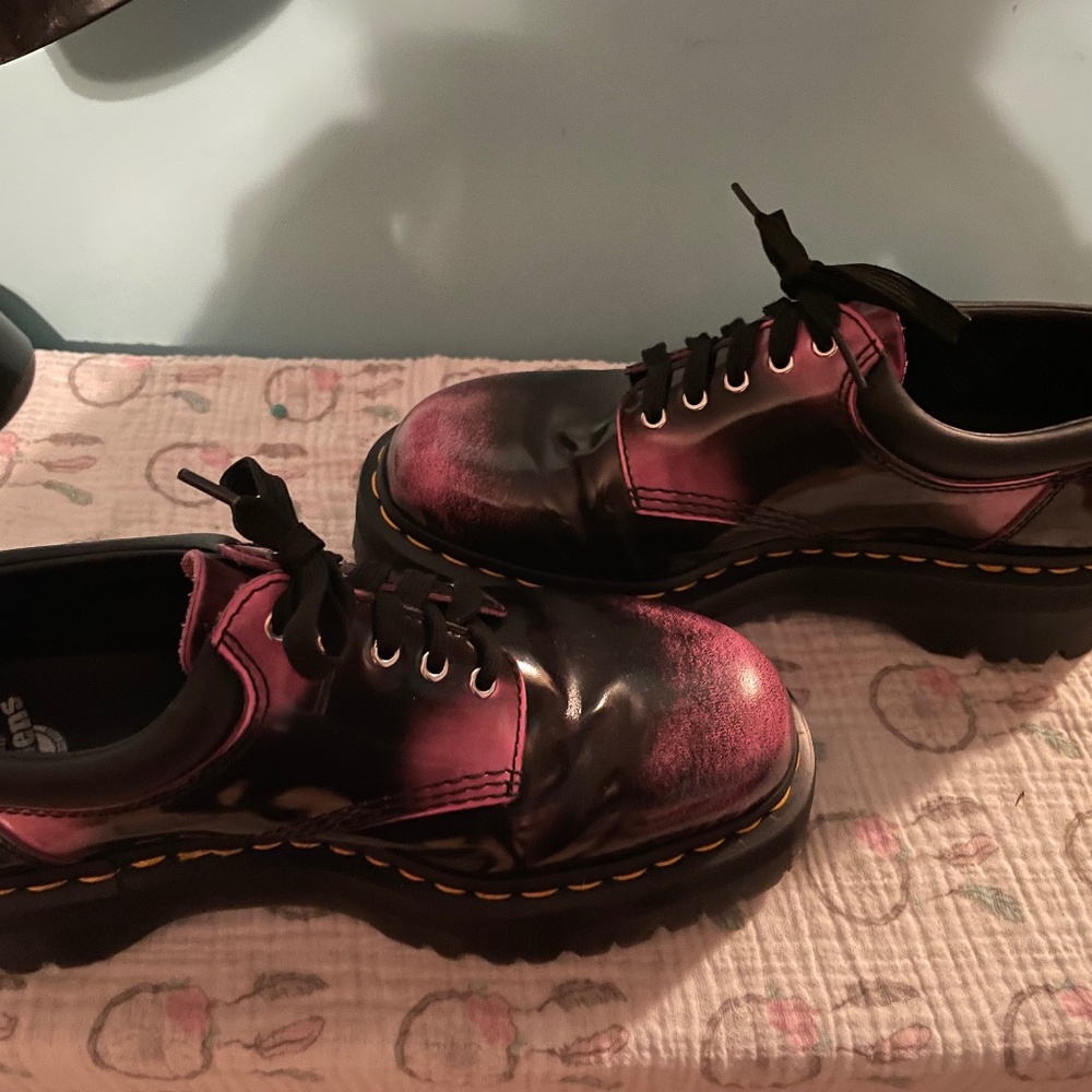 Dr. Martens 8053 Black Fondant Pink 8M 9W shoes boots